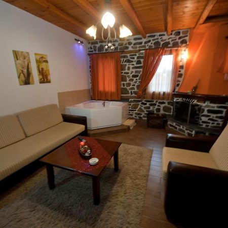 Traditional Guesthouse Siantsis بالايوس أجيوس أثناسيوس المظهر الخارجي الصورة